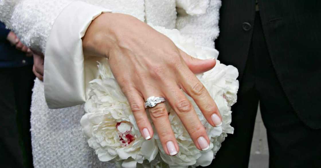 Wedding, divorce Wedding, divorce