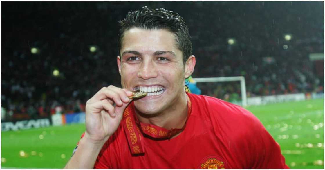 Cristiano Ronaldo, Mansion, Home, Manchester, Old Trafford Cristiano Ronaldo, Mansion, Home, Manchester, Old Trafford