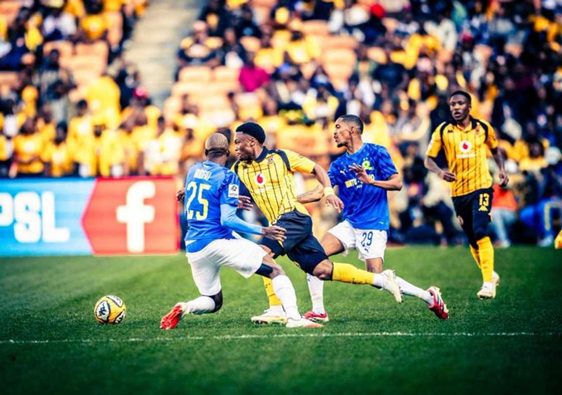 Fernando da Cruz, Langelihle Phili, Kaizer Chiefs.