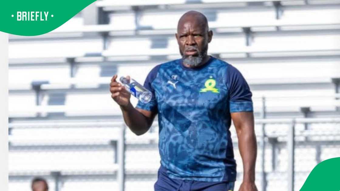 Steve Komphela, Mamelodi Sundowns, South Africa, Angola