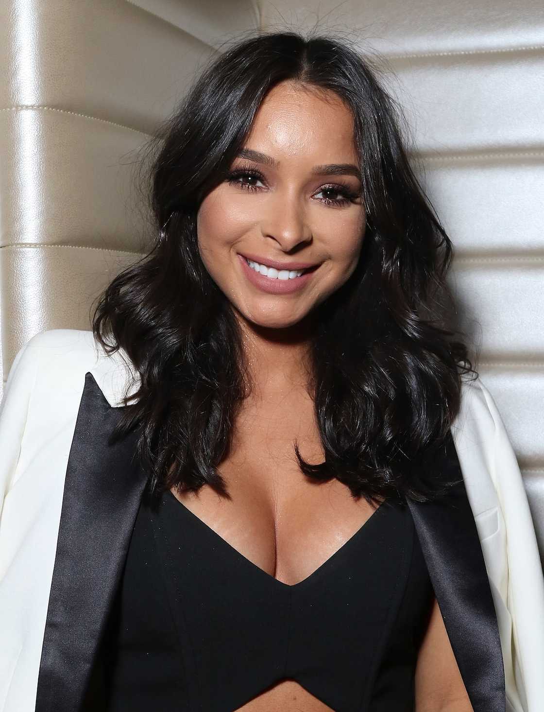 What does Jessica Caban do for a living? What does Jessica Caban do for a living?