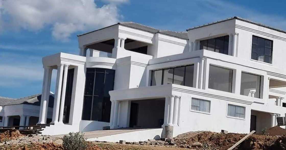 Mansion, big home, stunning house, viral image, trending image, kulanicool, Twitter Mansion, big home, stunning house, viral image, trending image, kulanicool, Twitter