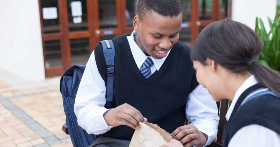 A South African TikTok video went viral showing a high school girl surprising her boyfriend in class A South African TikTok video went viral showing a high school girl surprising her boyfriend in class