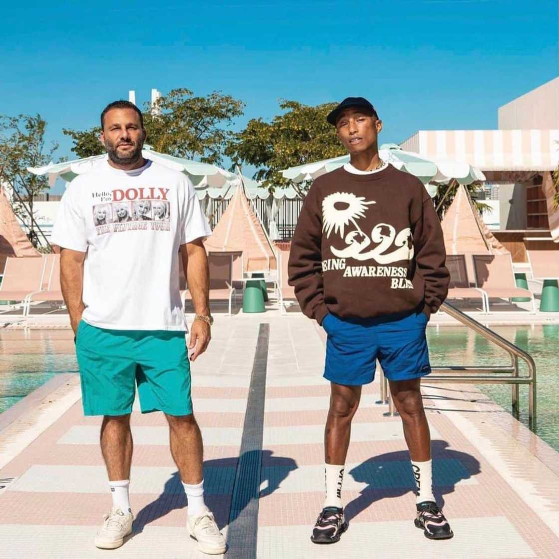 What does Dave Grutman own? What does Dave Grutman own?