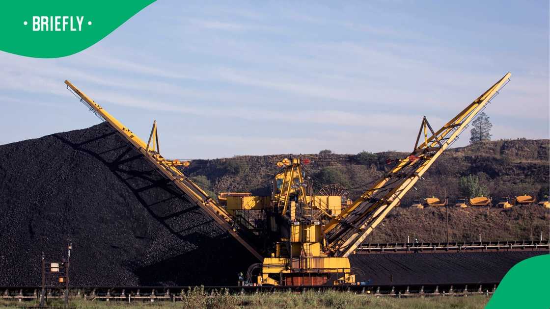 The slow rollout of mitigation strategies in Mpumalanga is concerning as its coal sector declines with retiring power stations. The slow rollout of mitigation strategies in Mpumalanga is concerning as its coal sector declines with retiring power stations.