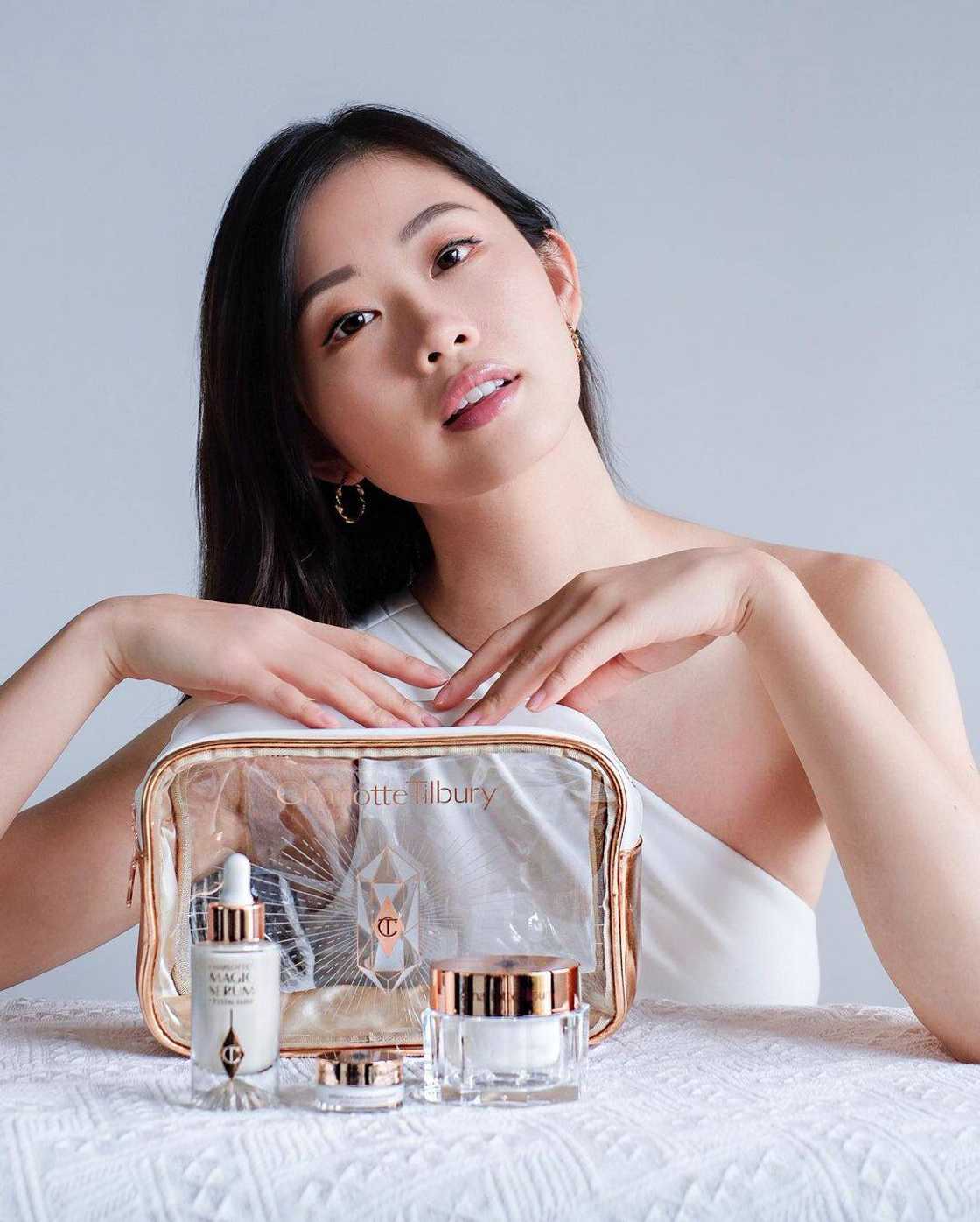 Emi Wong age Emi Wong age