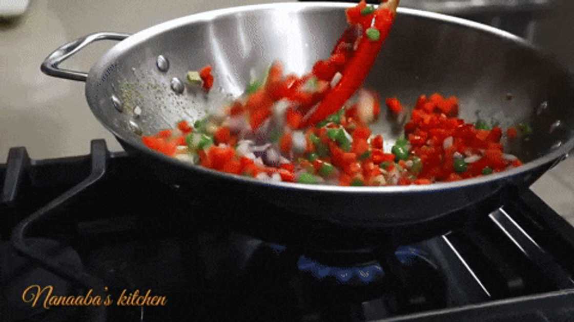 Preparing spicy rice with mixed vegetables Preparing spicy rice with mixed vegetables