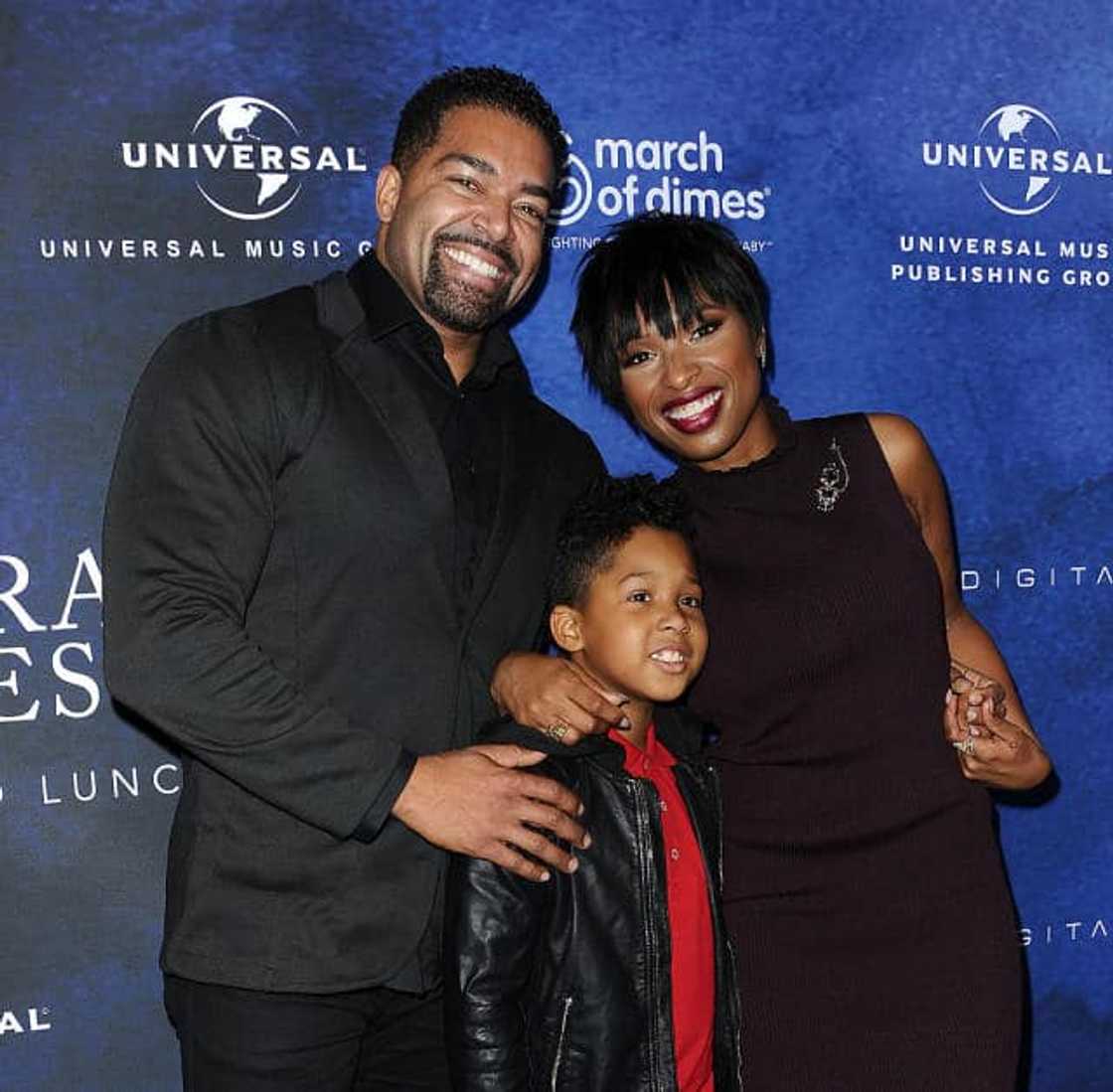 Why did David Otunga retire? Why did David Otunga retire?
