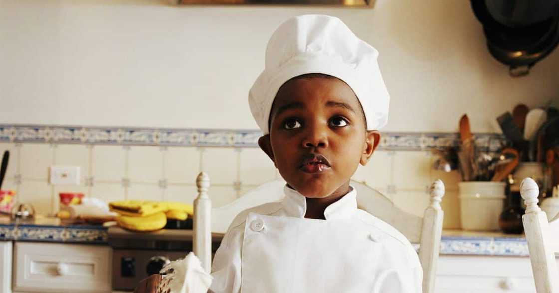 Women's shirts three-year-old made her breakfast