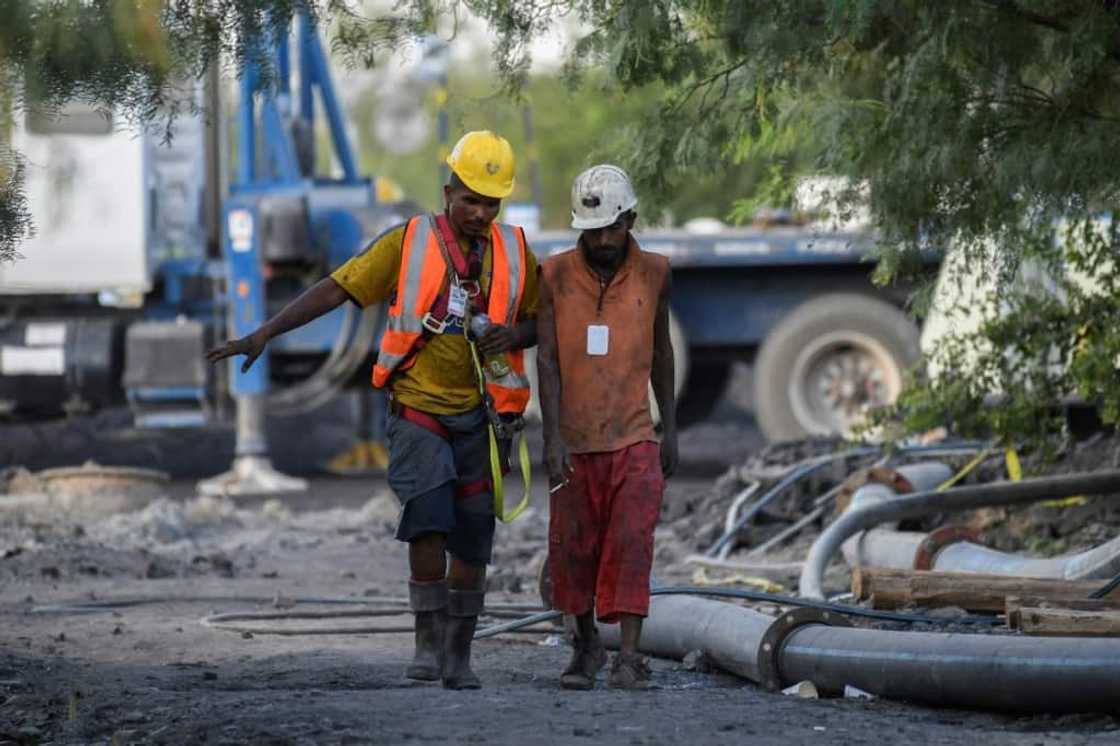 Volunteer miners take part in a rescue operation in northern Mexico Volunteer miners take part in a rescue operation in northern Mexico