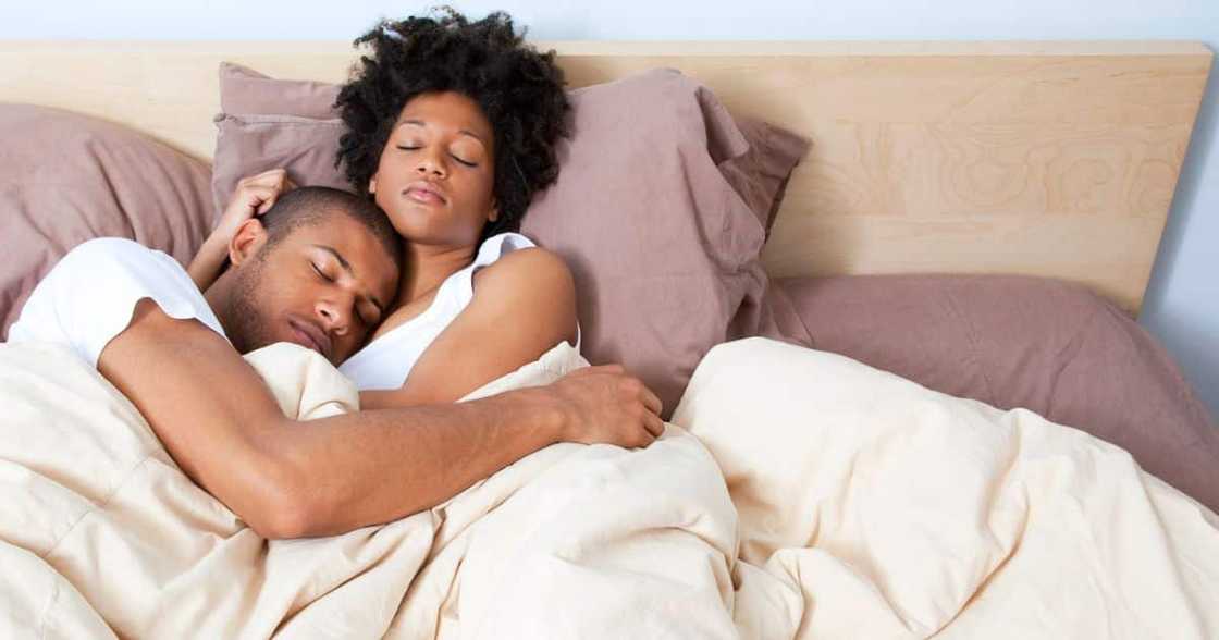 Man shares opinion about women who sleep until 8am Man shares opinion about women who sleep until 8am