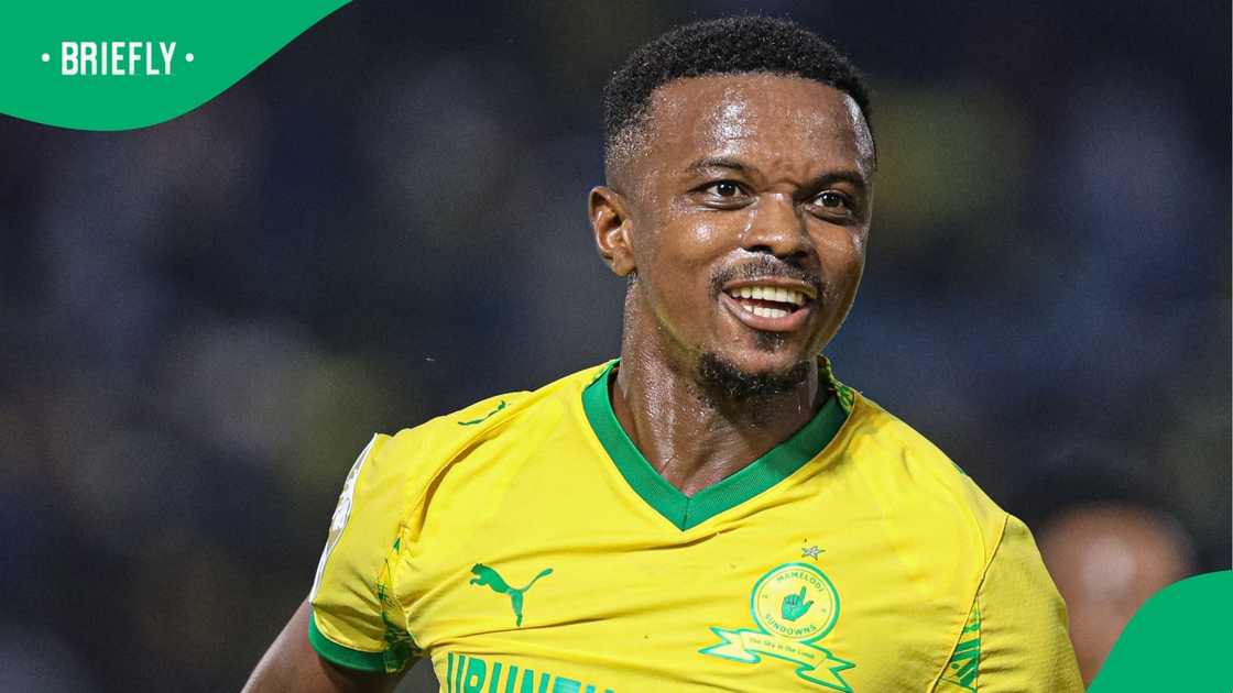 Mamelodi Sundowns, Teboho Mokoena, Marumo Gallants.