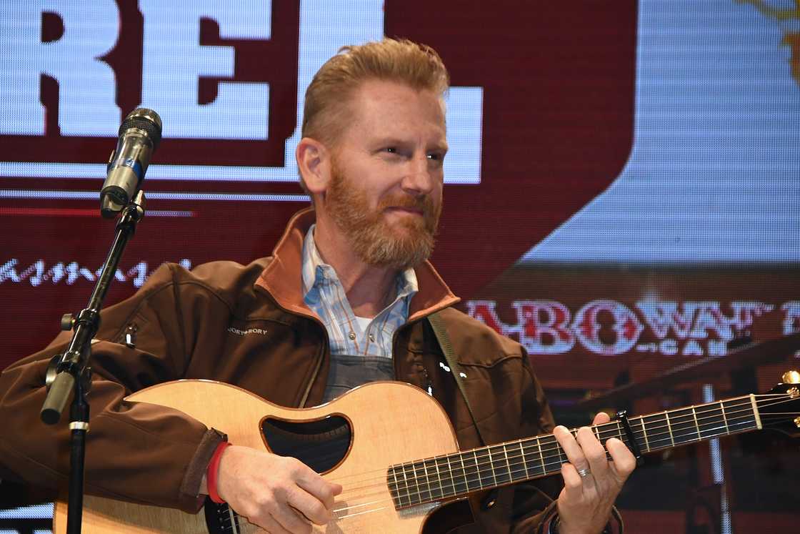 Rory Feek performs onstage Rory Feek performs onstage