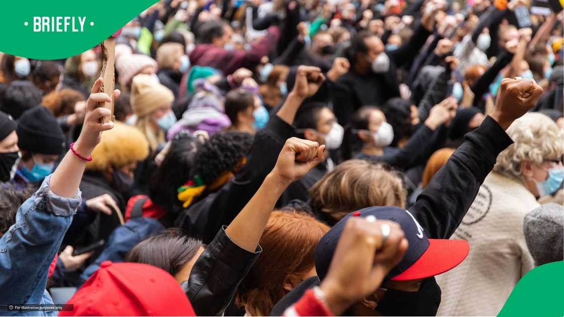 An American news outlet covered the March and March protests An American news outlet covered the March and March protests