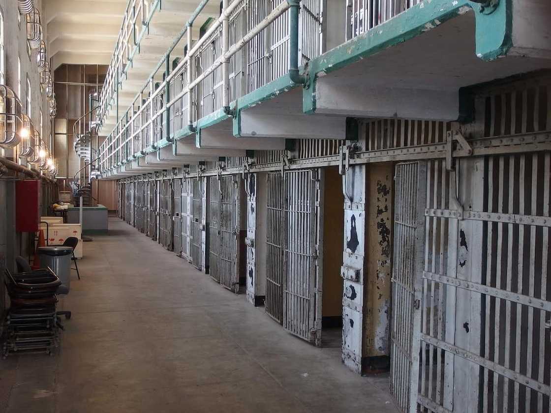 top 10 worst prisons in the world