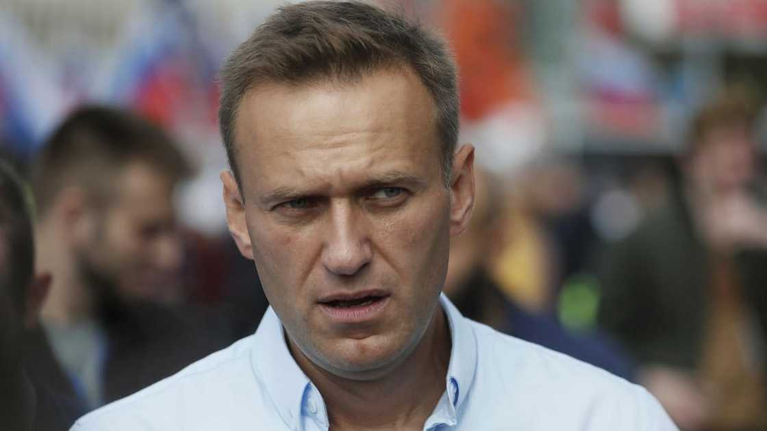 Who runs against Putin? Who runs against Putin?