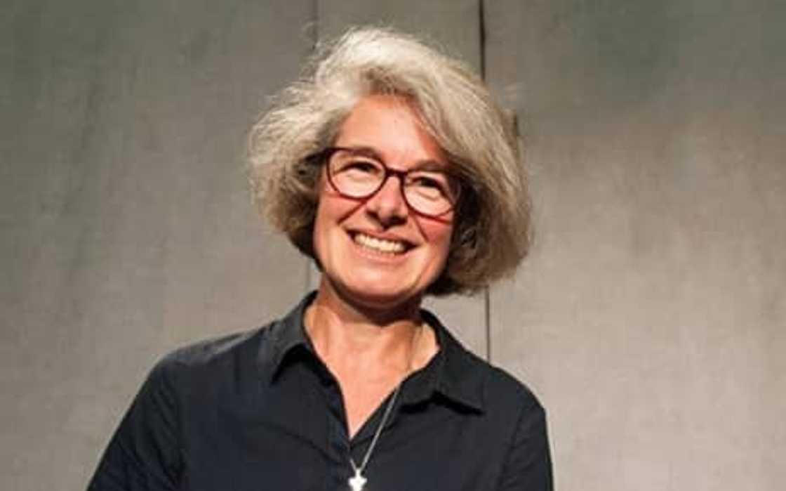 Pope Francis breaks tradition, appoints first woman to the Synod of Bishops Pope Francis breaks tradition, appoints first woman to the Synod of Bishops