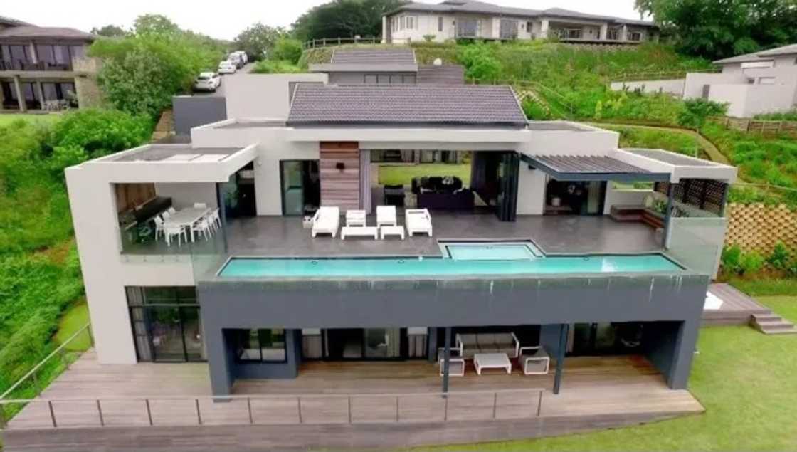 Siya Kolisi’s lifestyle and wealth on display, from luxury cars to his spacious Ballito mansion.