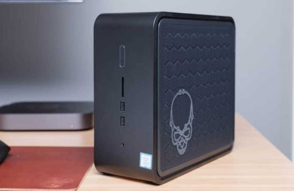 Intel NUC 9 Extreme