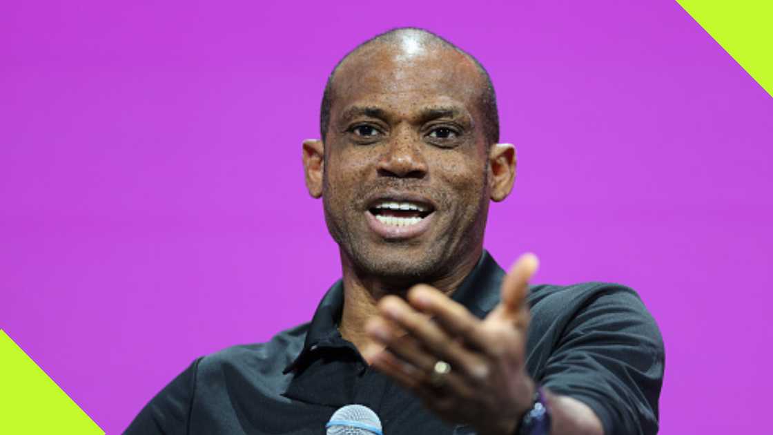 Sunday Oliseh tips Chelsea for success Sunday Oliseh tips Chelsea for success