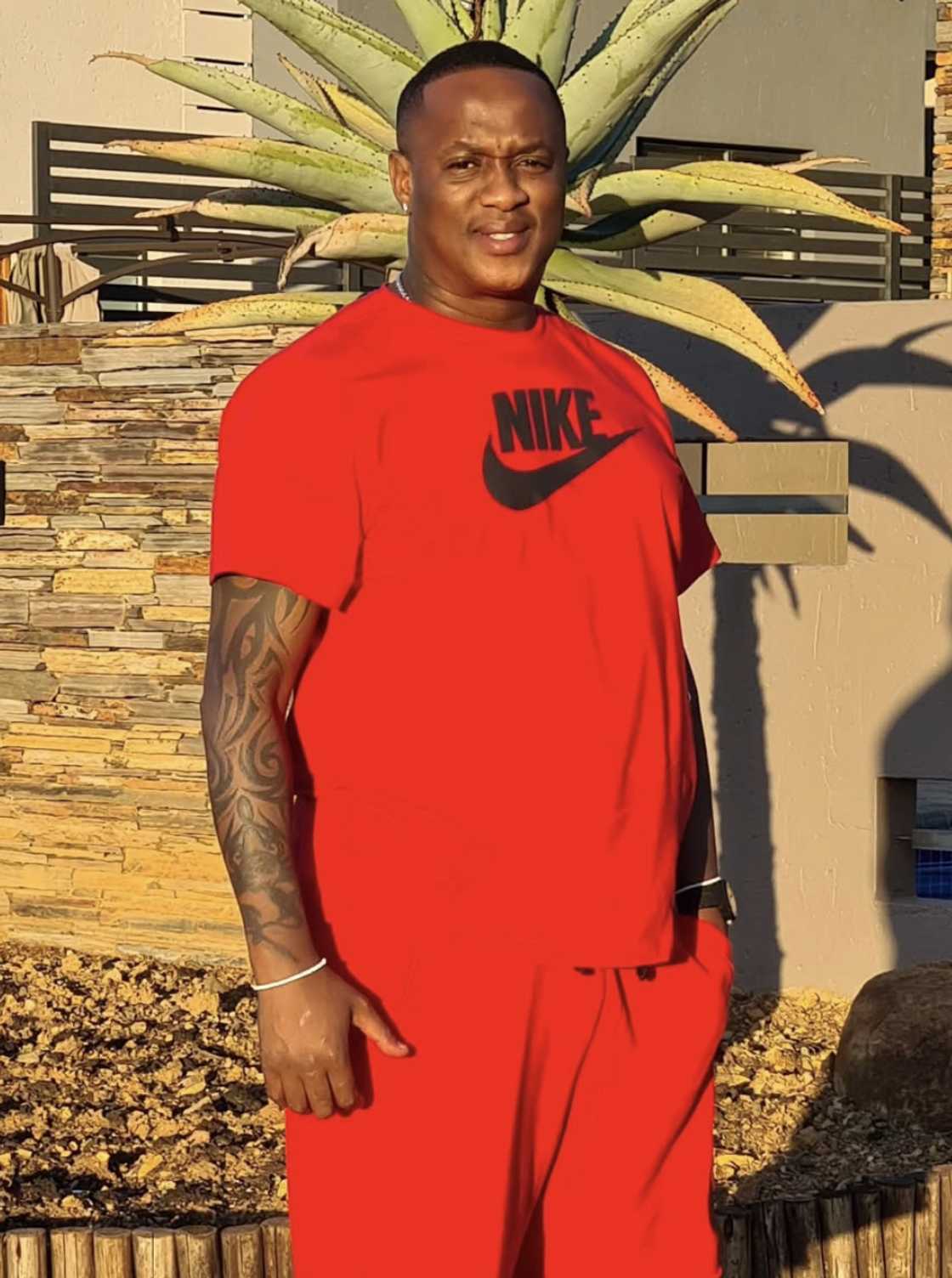 Jub Jub is prepared to undergo surgery to lose belly fat