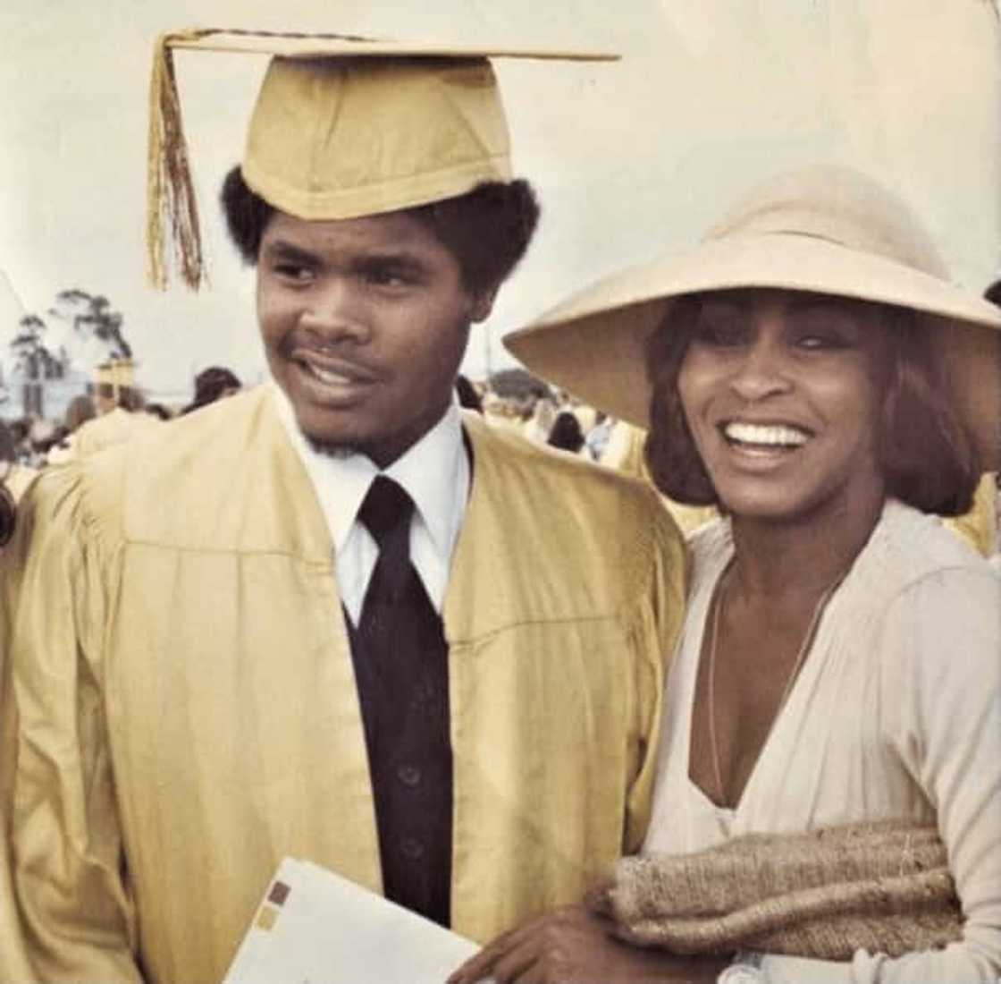 Craig Raymond Craig Raymond