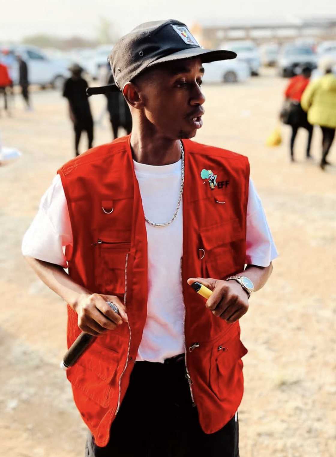 Online users criticised Scotts Maphuma for splurging on expensive cars