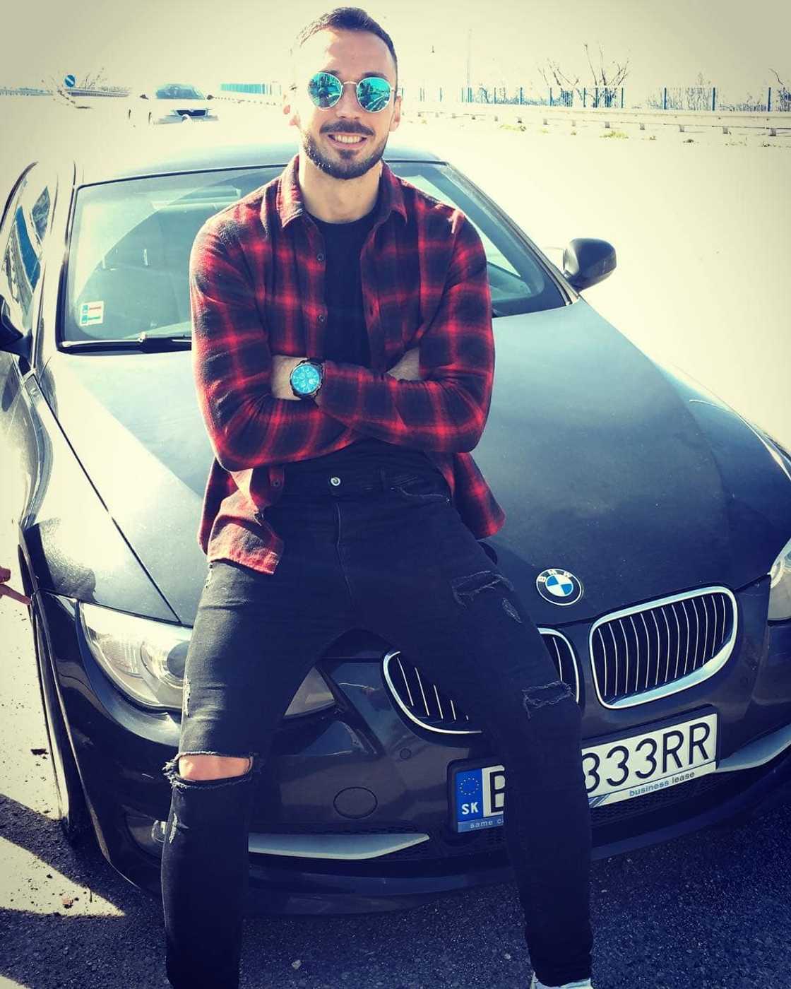 Samir Nurkovic bio: age, nationality, wife, stats, goals, salary, car, net wrth Samir Nurkovic bio: age, nationality, wife, stats, goals, salary, car, net wrth