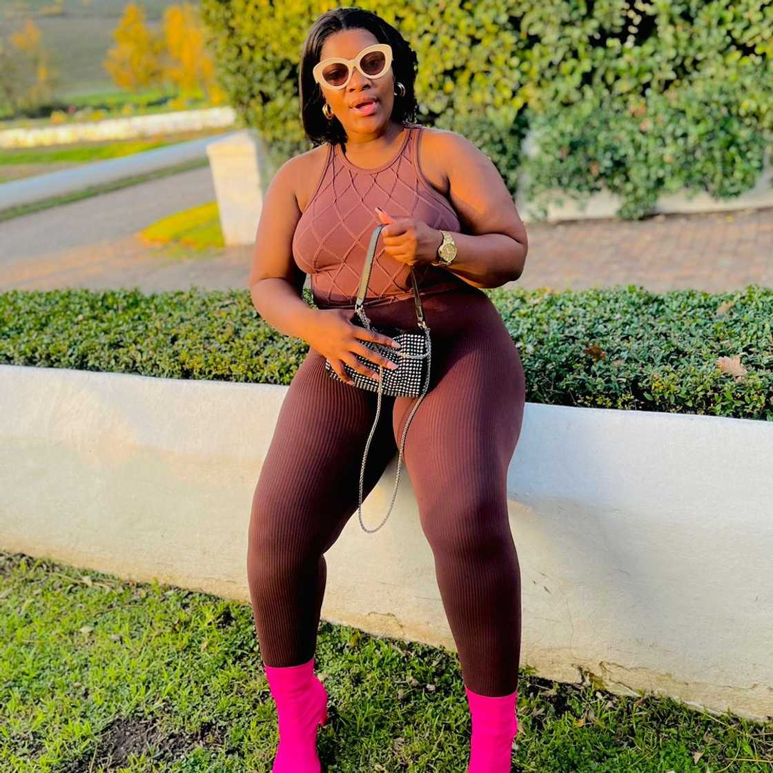 Social media users were in stitches after seeing a fun couple's video enjoying shopping Social media users were in stitches after seeing a fun couple's video enjoying shopping
