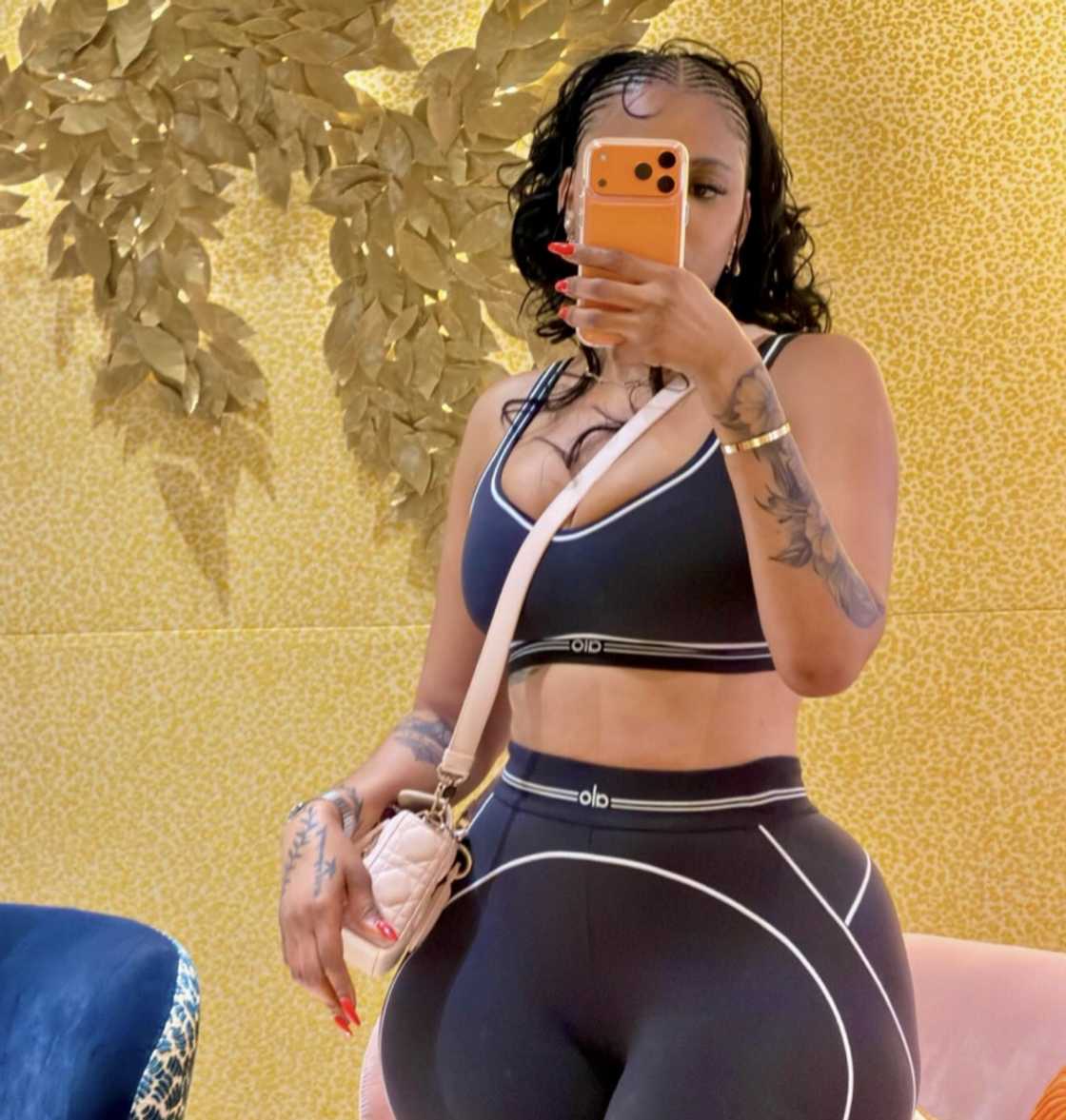 Social media argued that Londie London's body is natural