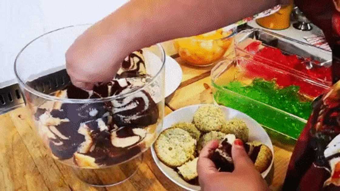 Traditional trifle recipe Traditional trifle recipe