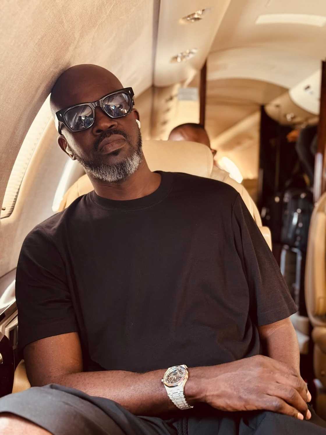 Black Coffee insults netizen Black Coffee insults netizen