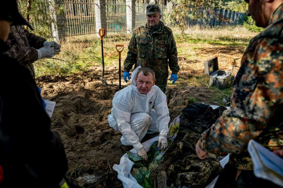 Before the war, Andriy Chernyavskiy identifying the remains of Soviet and Nazi soldiers scattered across modern-day Ukraine