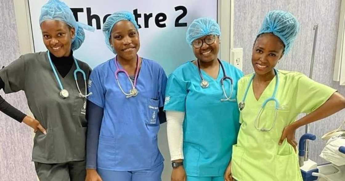 The four women grinding hard in the medical field The four women grinding hard in the medical field