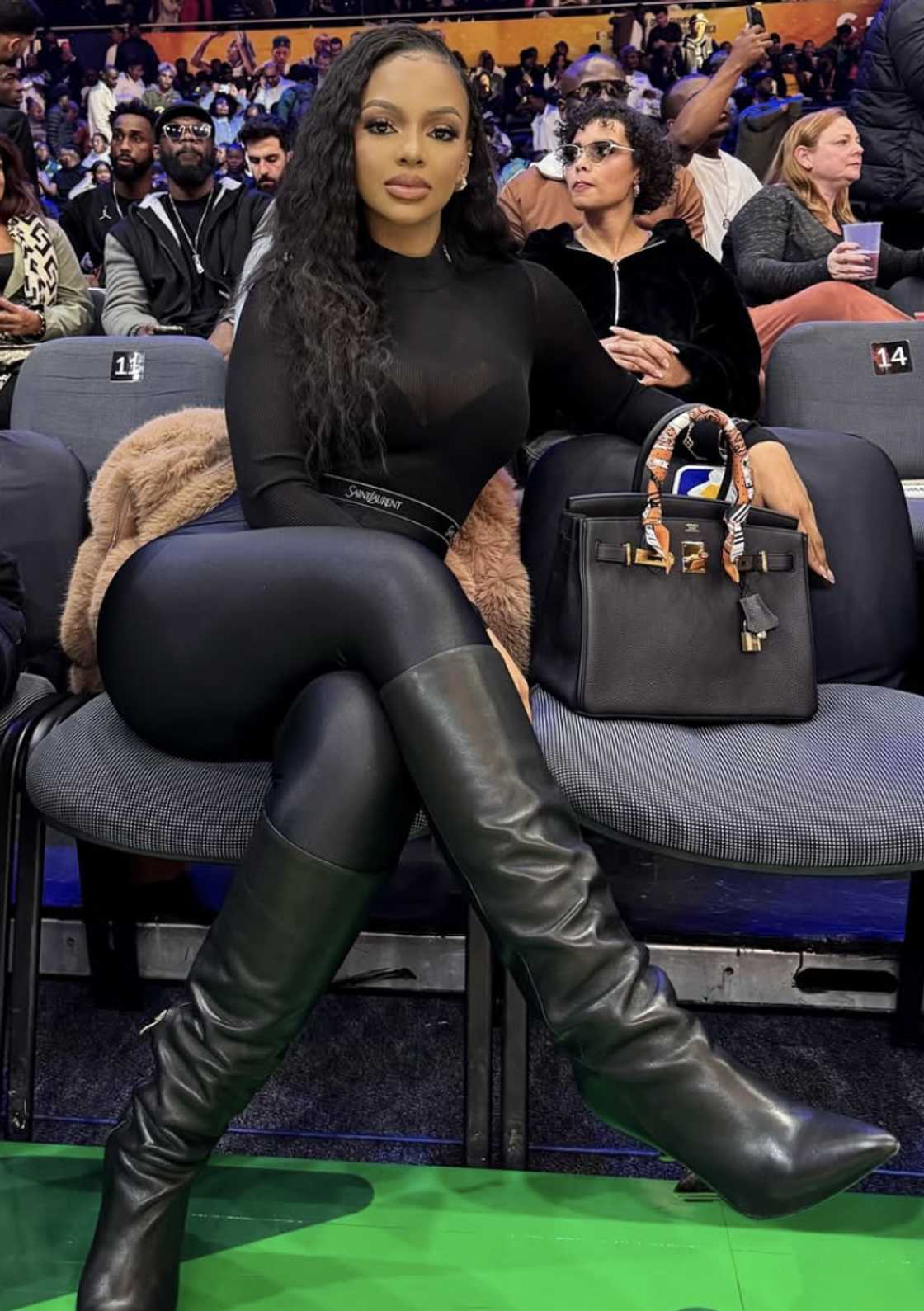 Mihlali Ndamase showed off her dance moves Mihlali Ndamase showed off her dance moves