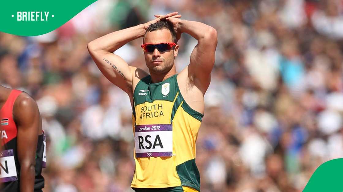 Oscar Pistorius, Ofentse Mogawane, London Olympics, Olympic Stadium Oscar Pistorius, Ofentse Mogawane, London Olympics, Olympic Stadium