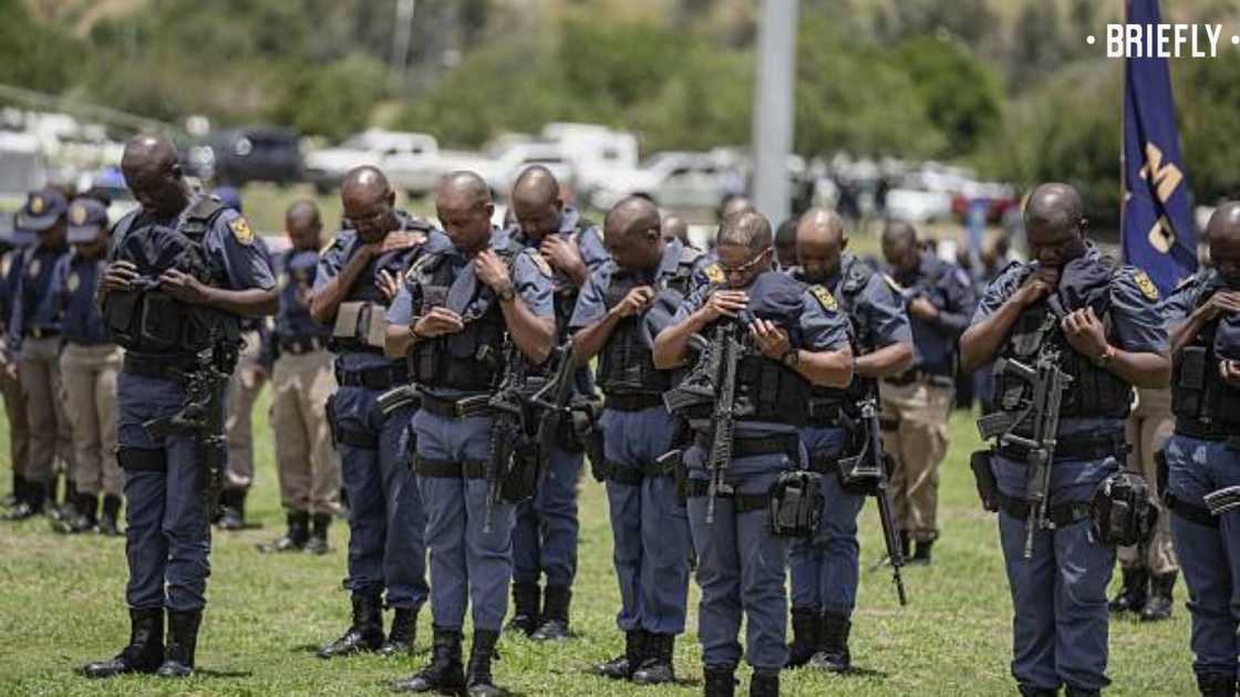 SAPS officer SAPS officer