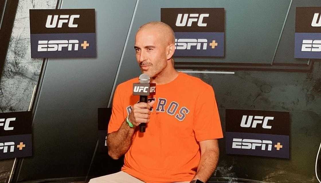 UFC commentators UFC commentators