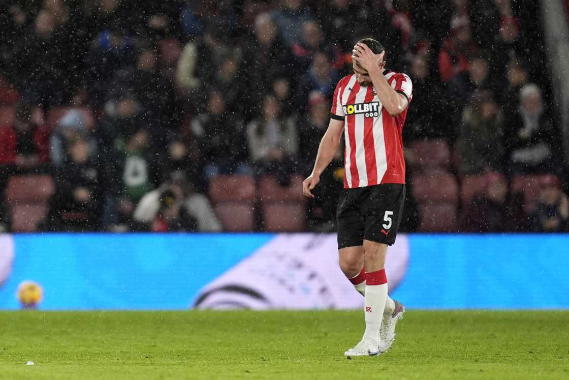 Southampton vs Chelsea, Jack Stephens, Marc Cucurella Southampton vs Chelsea, Jack Stephens, Marc Cucurella