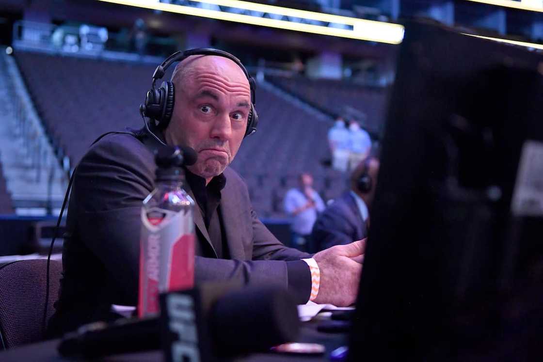 How much does Joe Rogan make per UFC event? How much does Joe Rogan make per UFC event?