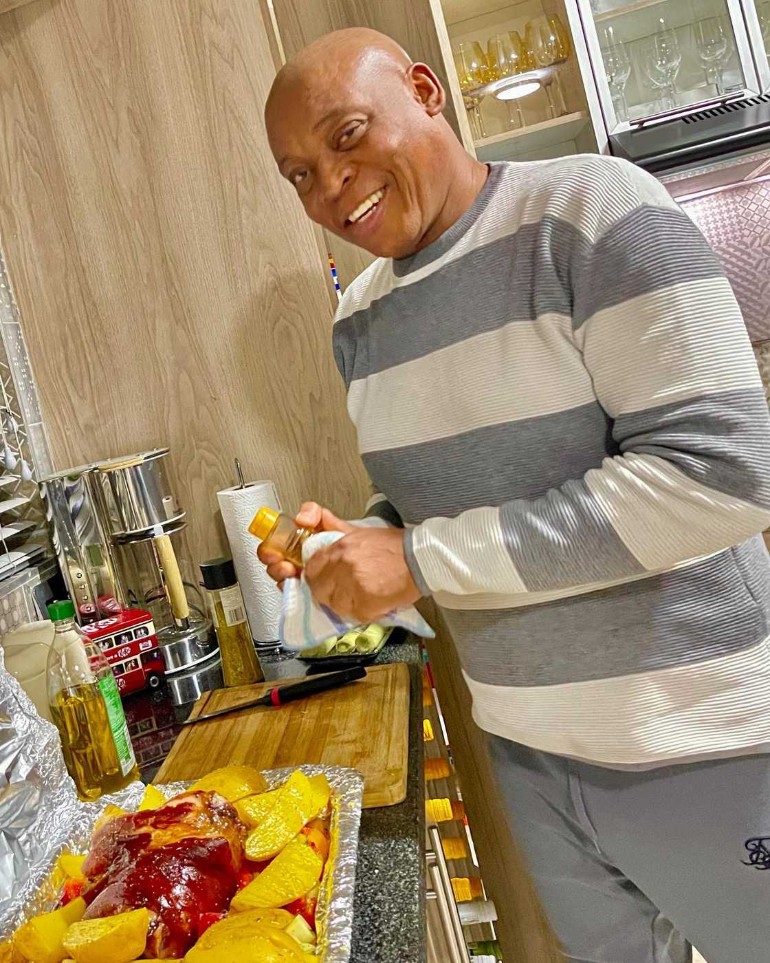 Rapulana Seiphemo's photo with his son