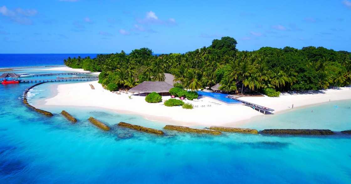Johann Rupert have enough money to buy 70 high-end luxuary private islands Johann Rupert have enough money to buy 70 high-end luxuary private islands