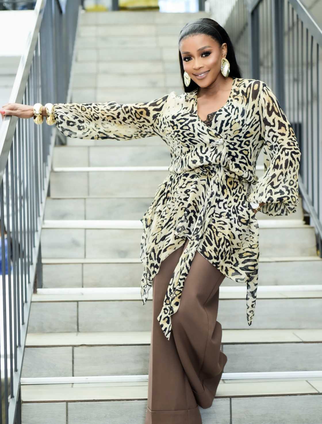 Online users weighed in on Thembi Seete's dance video