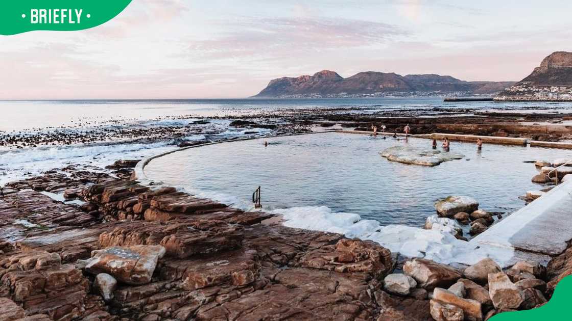 Dalebrook Tidal Pool is one of the best picnic spots in Cape Town Dalebrook Tidal Pool is one of the best picnic spots in Cape Town