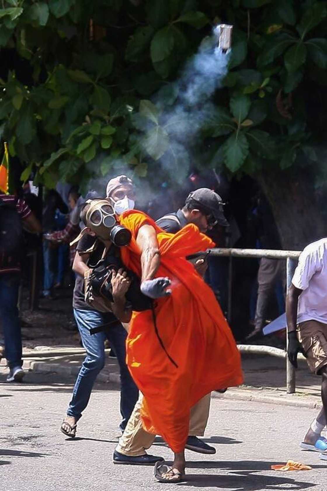 The storming of the presidential palace followed confrontations with police earlier in the day The storming of the presidential palace followed confrontations with police earlier in the day