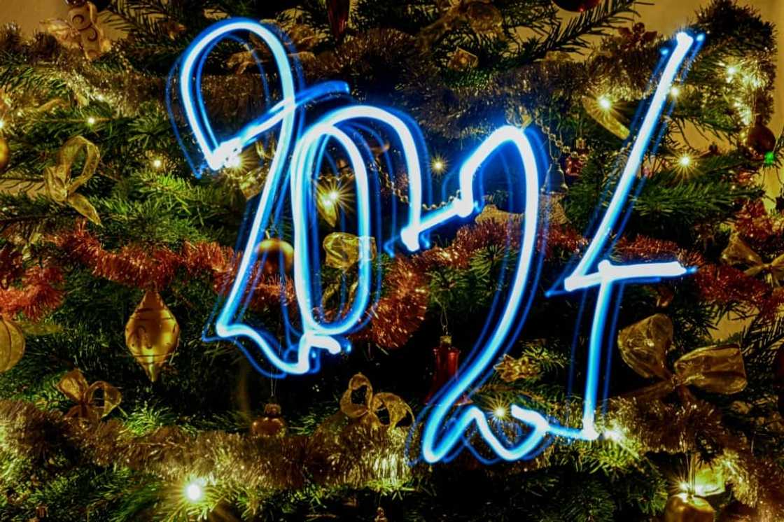 Traders head into the new year optimistic the Federal Reserve will deliver a series of interest rate cuts that will boost equities Traders head into the new year optimistic the Federal Reserve will deliver a series of interest rate cuts that will boost equities