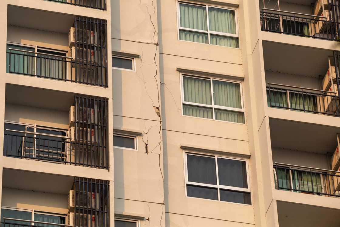 Buildings in Bangkok suffered damage from the quake Buildings in Bangkok suffered damage from the quake