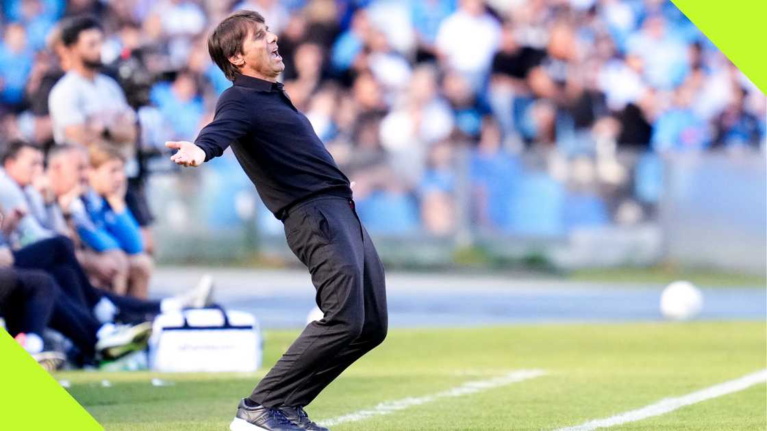 Antonio Conte, Napoli, Atalanta, Stadio Diego Armando Maradona, Naples, Italy, Serie A.