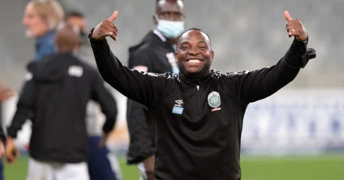 Benni McCarthy trends for making nasty comments: "That's why you're broke", Kaitano Tembo, AmaZulu, SuperSport United, DStv Premiership Benni McCarthy trends for making nasty comments: "That's why you're broke", Kaitano Tembo, AmaZulu, SuperSport United, DStv Premiership