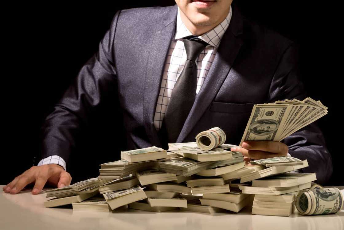 How to get rich in South Africa How to get rich in South Africa